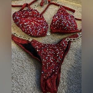 Bodybuilding competition suit